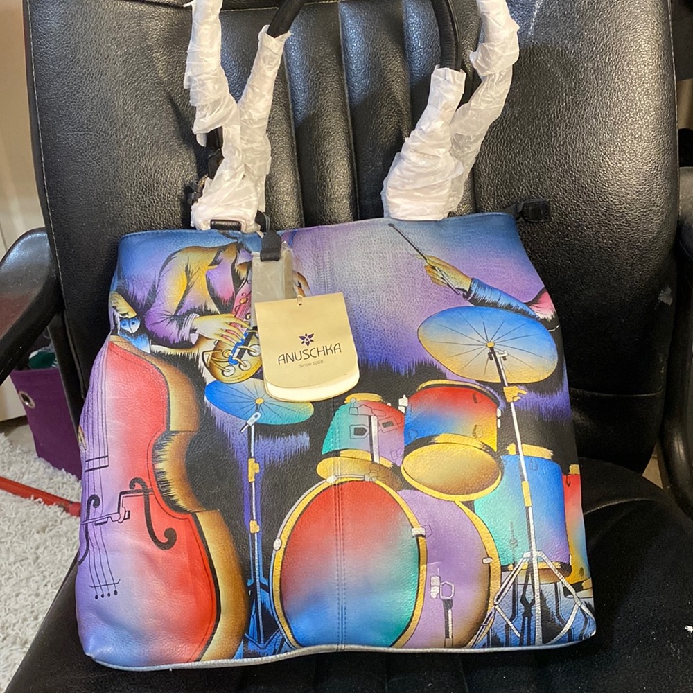 Anuschka Shoulder Bag
